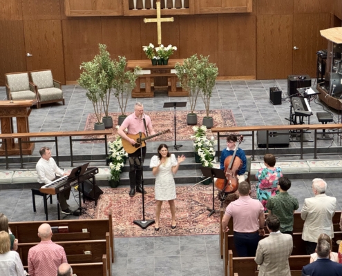 Thrive Worship in Shipp Chapel